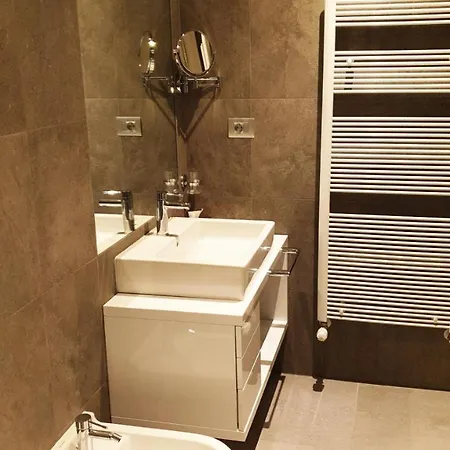 Deluxe With Balcony Old Town Josefov * Prague