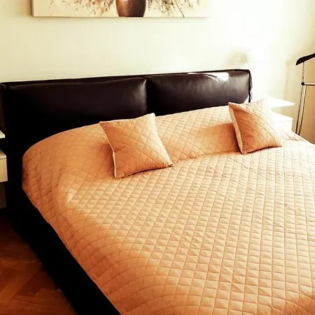 Apartment Deluxe With Balcony Old Town Josefov Prague