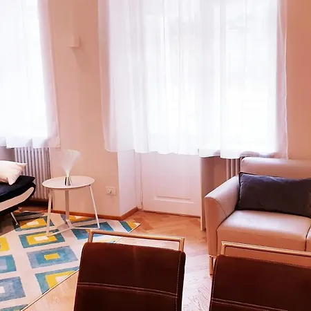 Deluxe With Balcony Old Town Josefov Apartment Prague